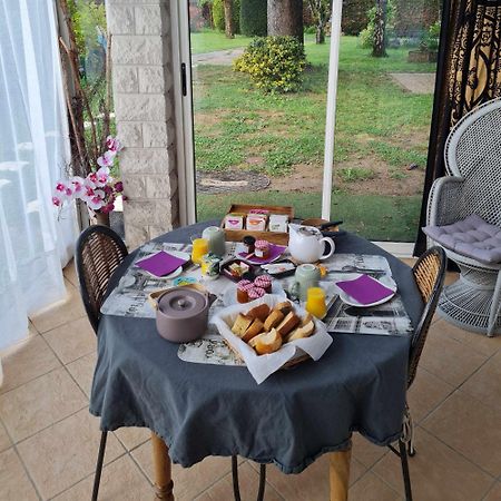 Les Cedres Bleus Bed & Breakfast Saint-Medard-de-Mussidan Exterior photo