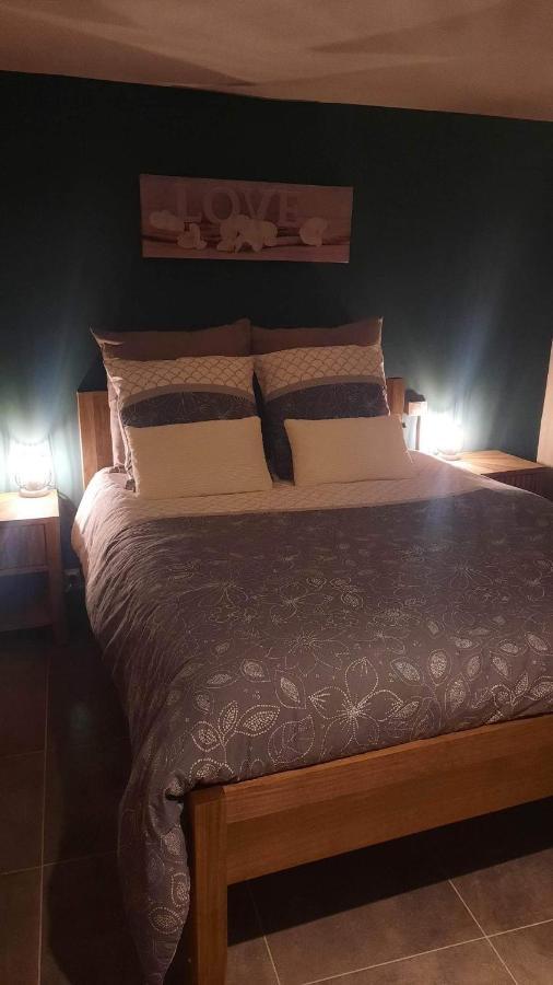 Les Cedres Bleus Bed & Breakfast Saint-Medard-de-Mussidan Exterior photo