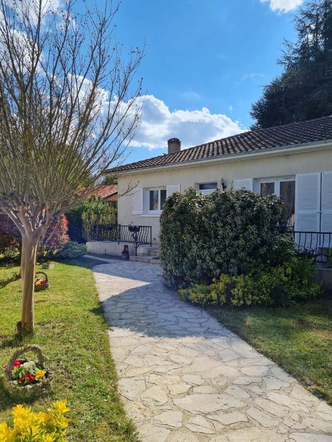 Les Cedres Bleus Bed & Breakfast Saint-Medard-de-Mussidan Exterior photo