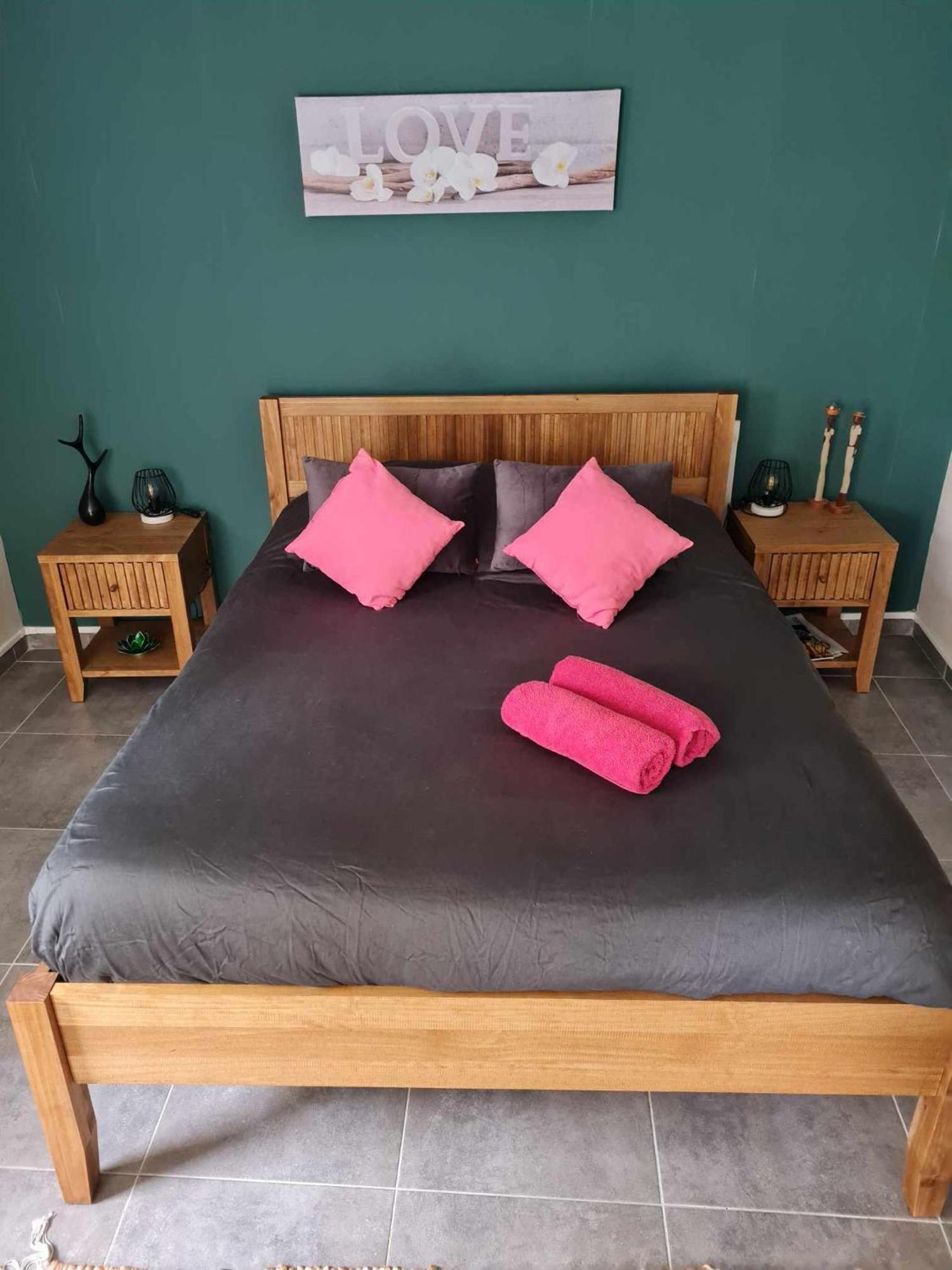 Les Cedres Bleus Bed & Breakfast Saint-Medard-de-Mussidan Exterior photo